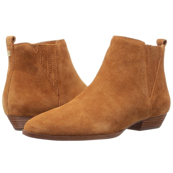 Ivanka Trump Shoes - Ivanka Trump Avani Chelsea Boots